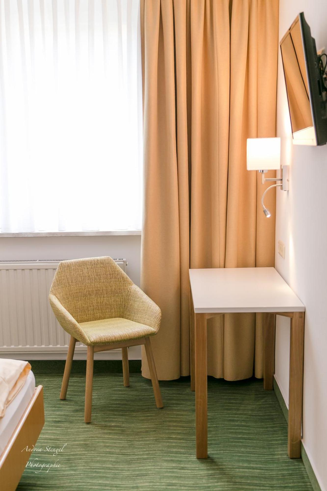 Waldhotel Linzmuehle Kahla  المظهر الخارجي الصورة