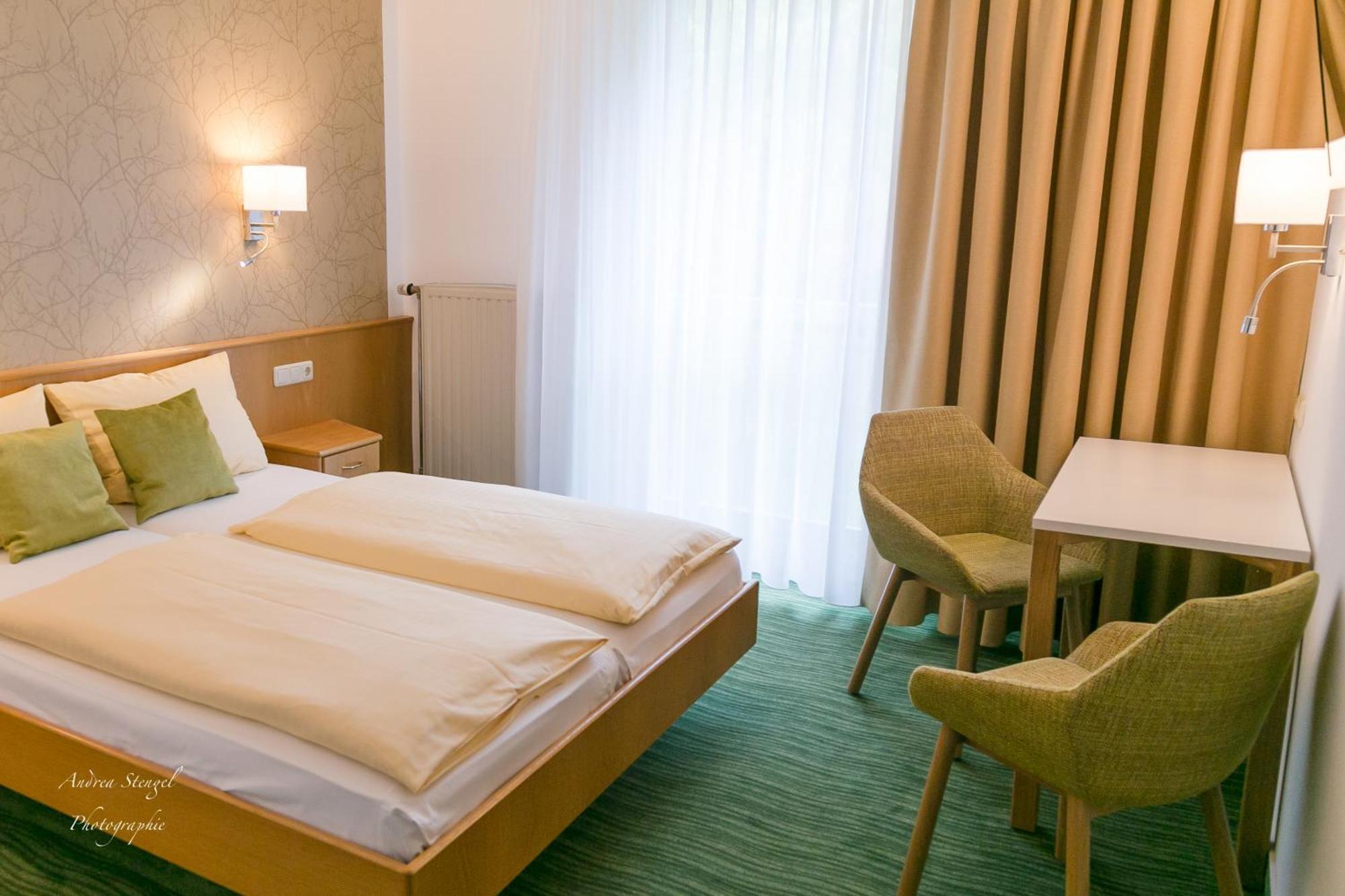 Waldhotel Linzmuehle Kahla  المظهر الخارجي الصورة
