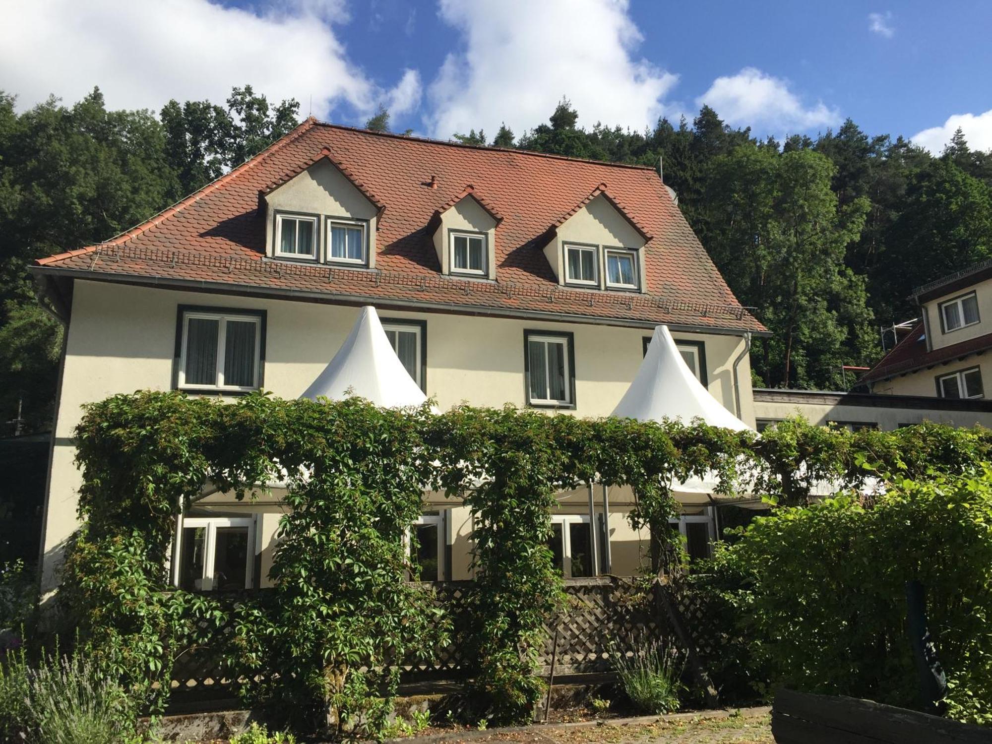 Waldhotel Linzmuehle Kahla  المظهر الخارجي الصورة