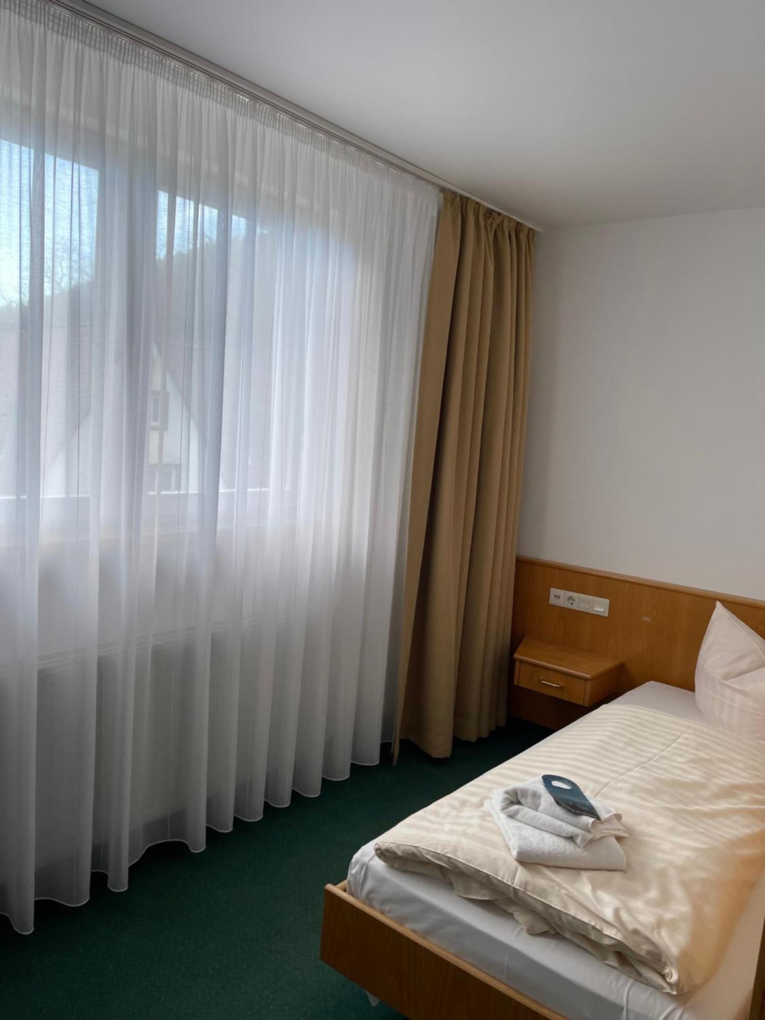 Waldhotel Linzmuehle Kahla  المظهر الخارجي الصورة