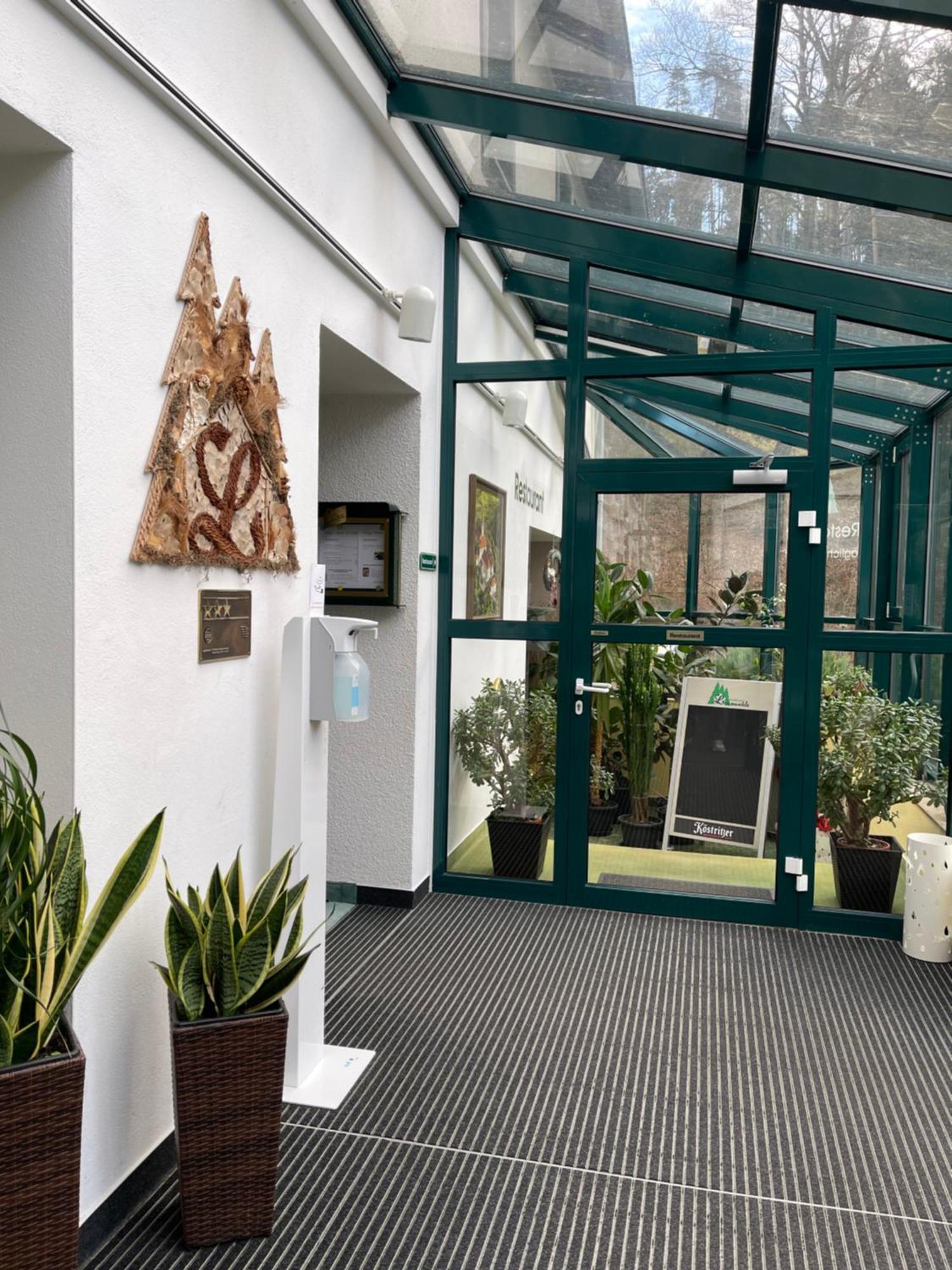 Waldhotel Linzmuehle Kahla  المظهر الخارجي الصورة
